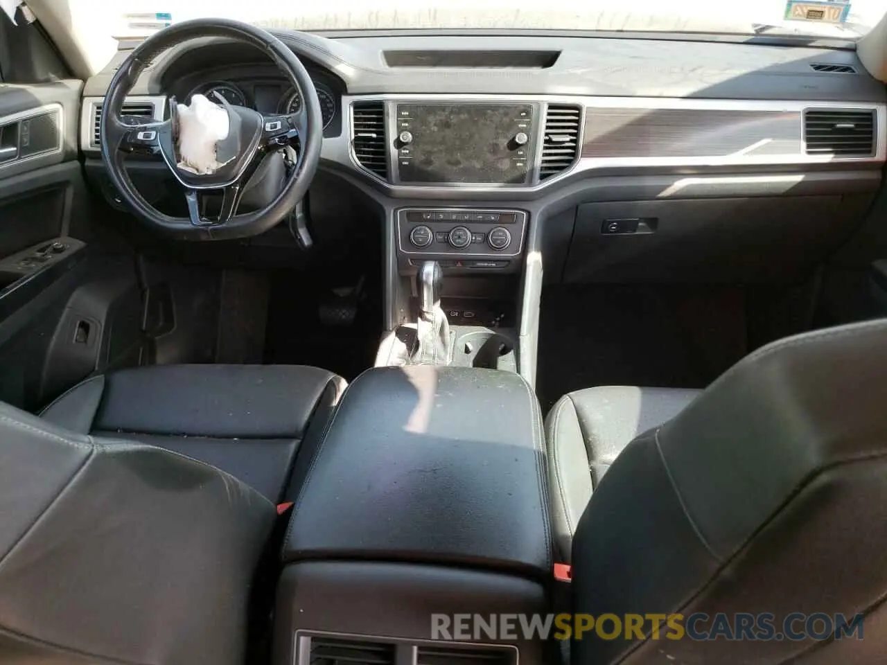 8 Photograph of a damaged car 1V2UR2CAXKC513442 VOLKSWAGEN ATLAS 2019