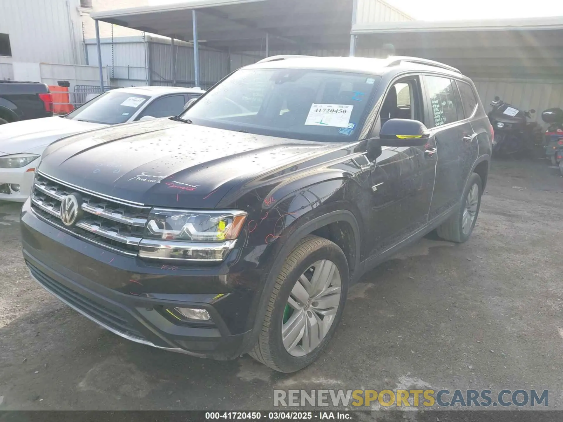2 Photograph of a damaged car 1V2UR2CAXKC533741 VOLKSWAGEN ATLAS 2019