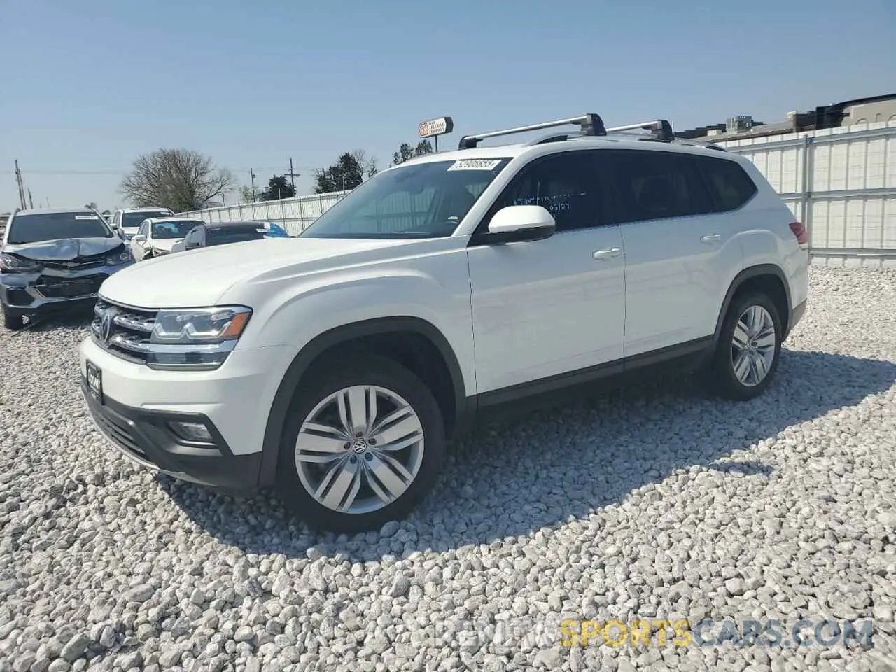 1 Photograph of a damaged car 1V2UR2CAXKC549227 VOLKSWAGEN ATLAS 2019