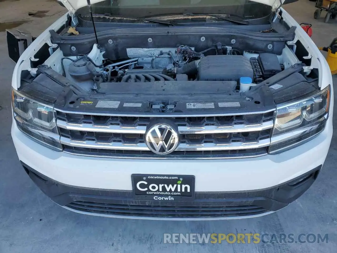 13 Photograph of a damaged car 1V2UR2CAXKC549227 VOLKSWAGEN ATLAS 2019
