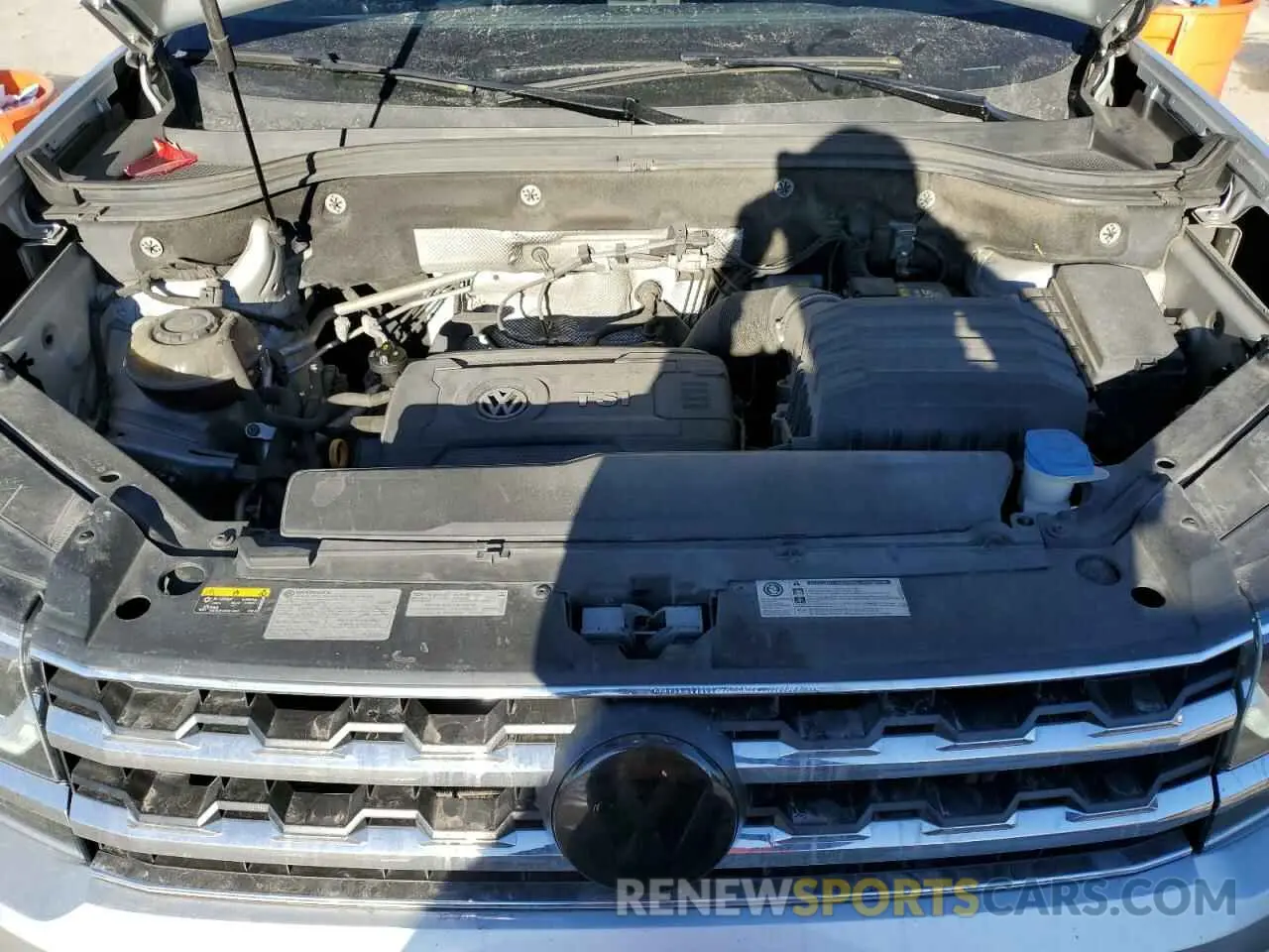 12 Photograph of a damaged car 1V2WP2CA4KC570167 VOLKSWAGEN ATLAS 2019