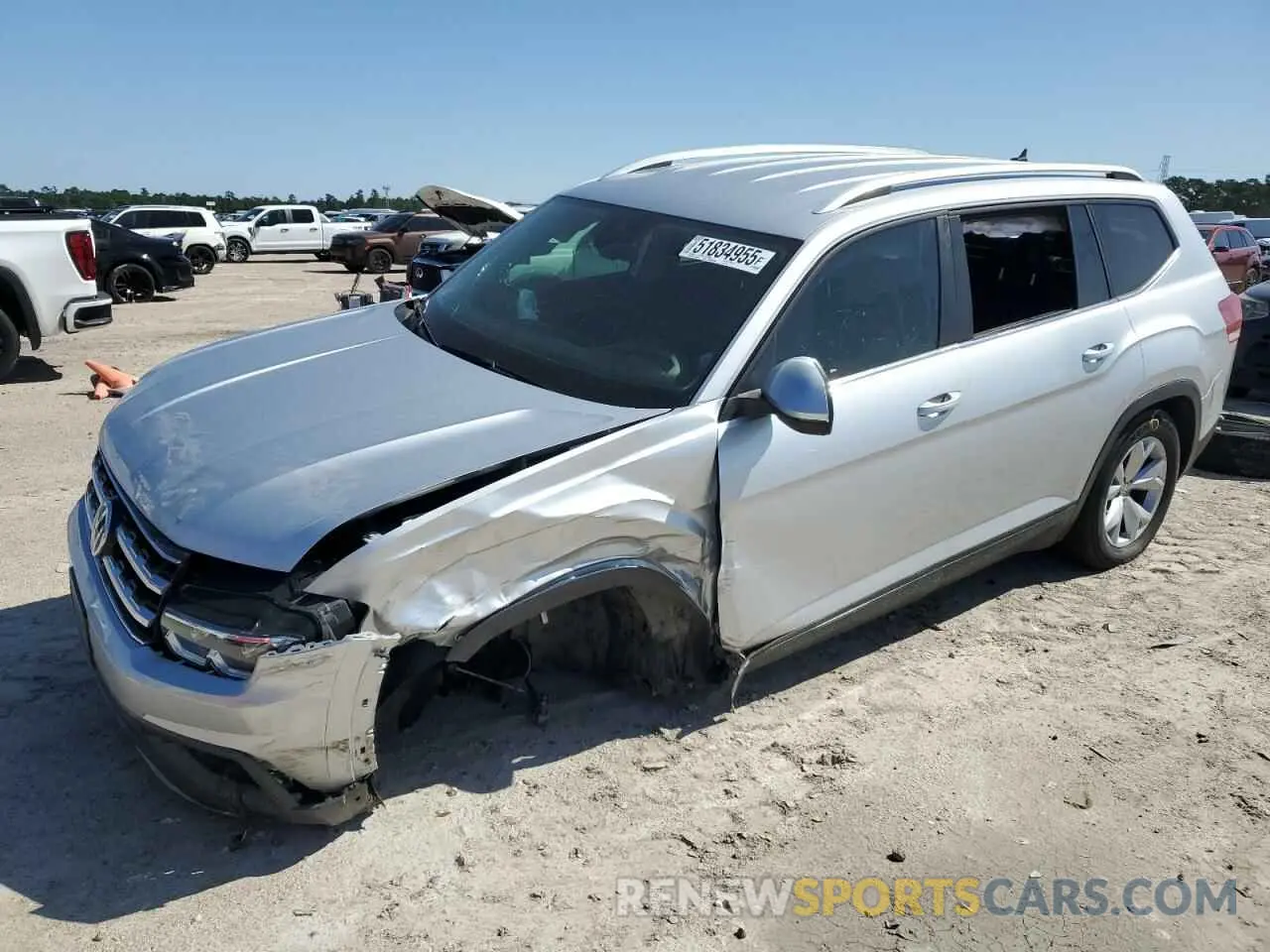 1 Photograph of a damaged car 1V2WP2CA4KC577877 VOLKSWAGEN ATLAS 2019