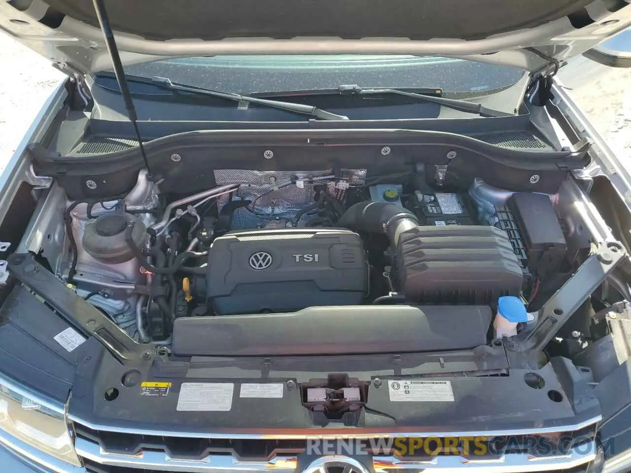 14 Photograph of a damaged car 1V2WP2CA4KC577877 VOLKSWAGEN ATLAS 2019