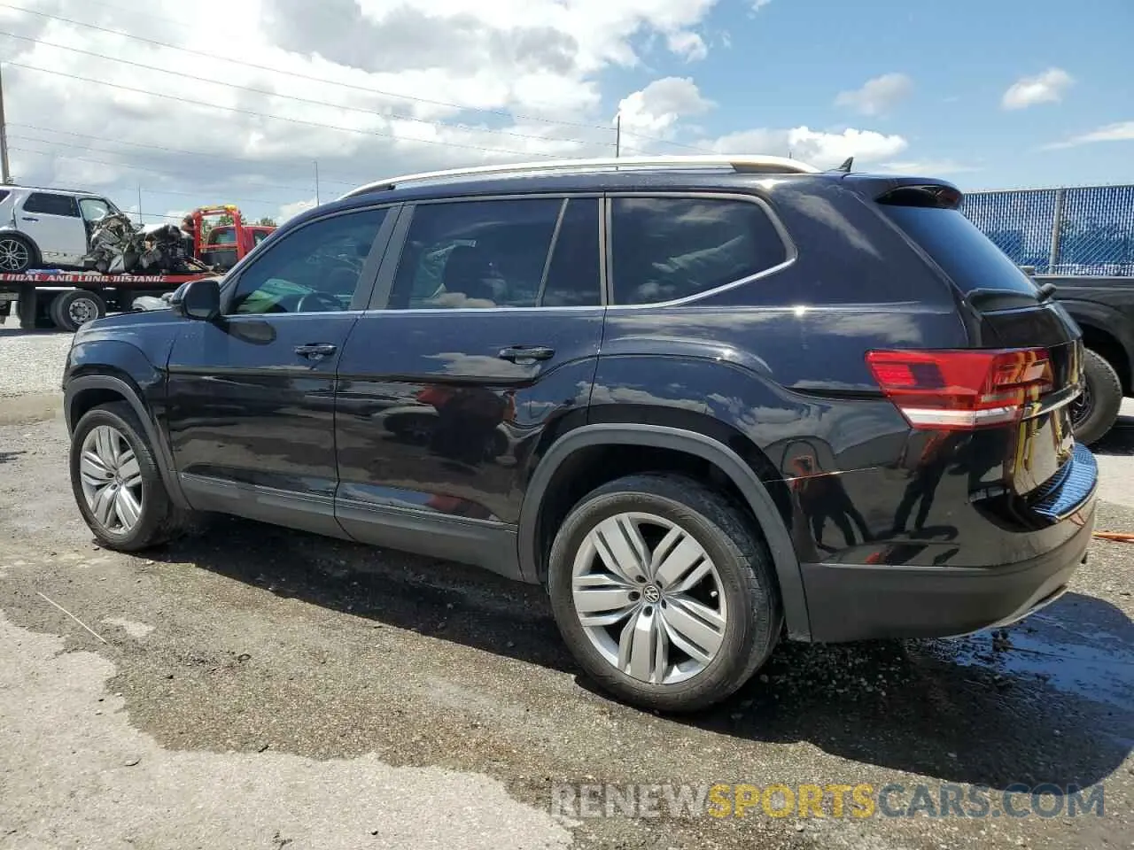2 Photograph of a damaged car 1V2WR2CA0KC546619 VOLKSWAGEN ATLAS 2019