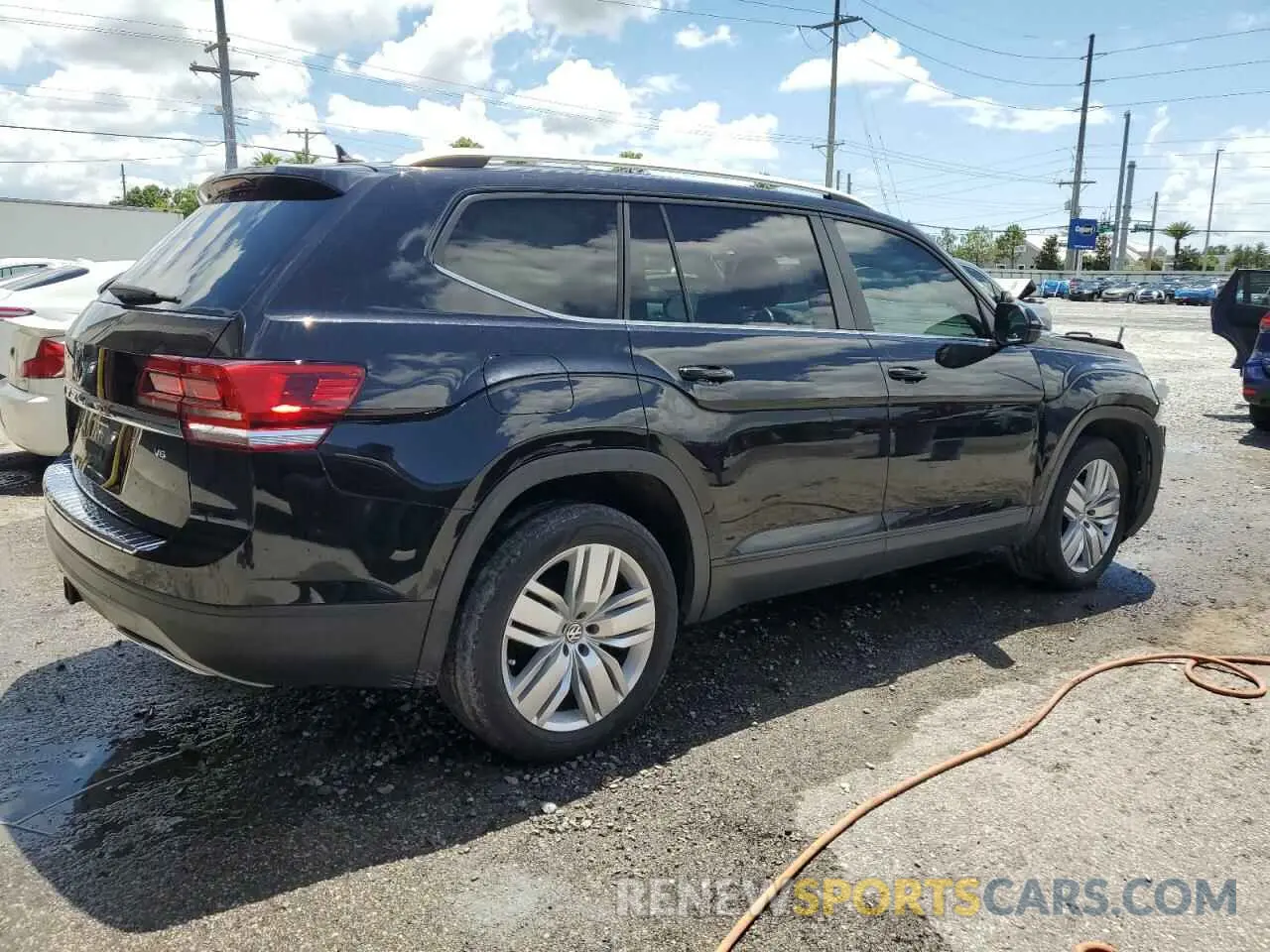 3 Photograph of a damaged car 1V2WR2CA0KC546619 VOLKSWAGEN ATLAS 2019