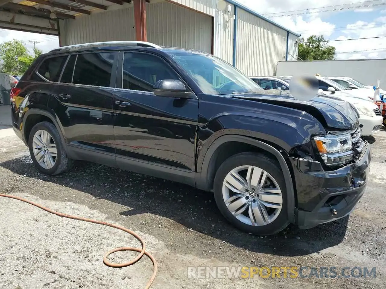 4 Photograph of a damaged car 1V2WR2CA0KC546619 VOLKSWAGEN ATLAS 2019