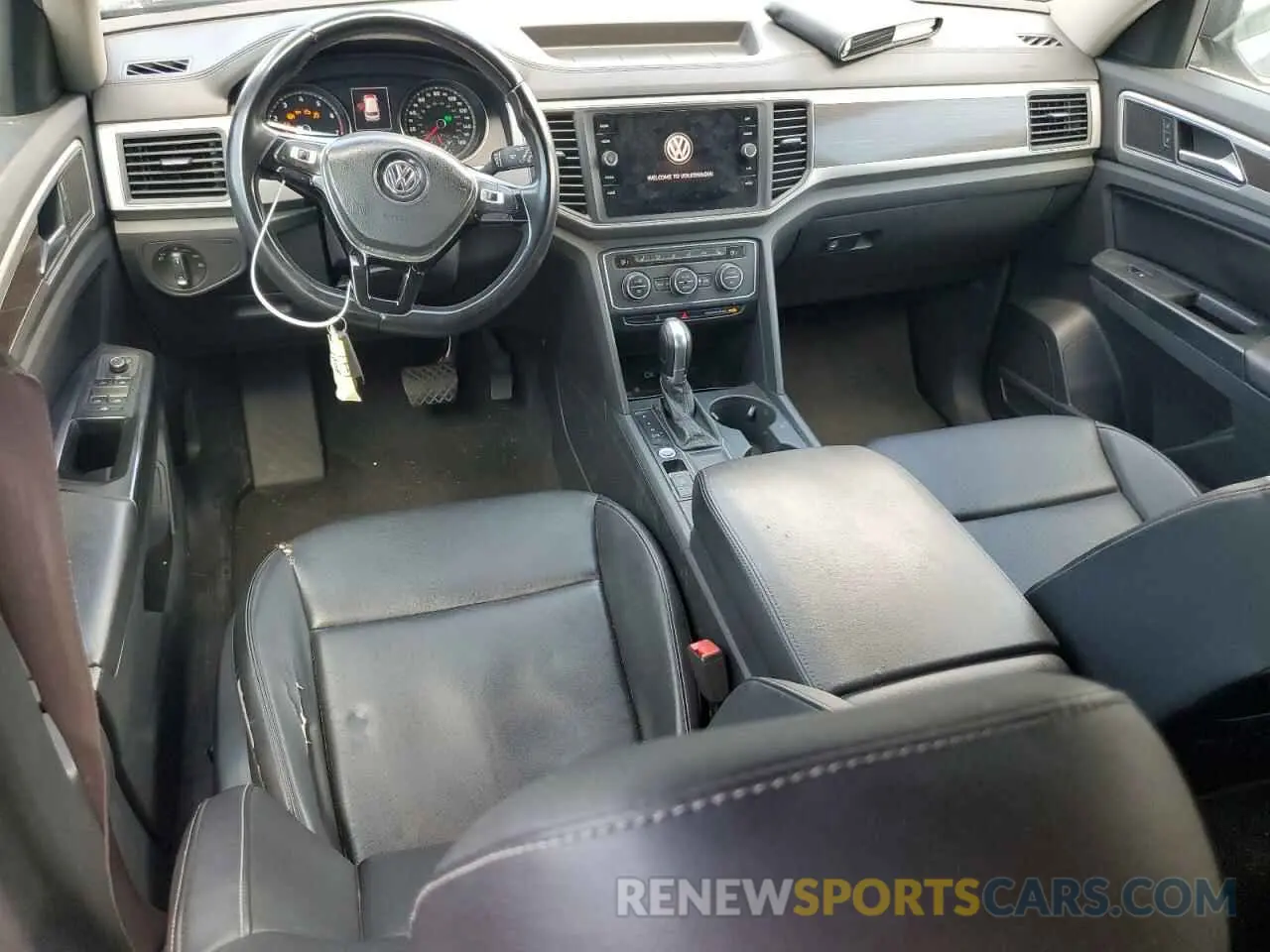 8 Photograph of a damaged car 1V2WR2CA0KC578356 VOLKSWAGEN ATLAS 2019