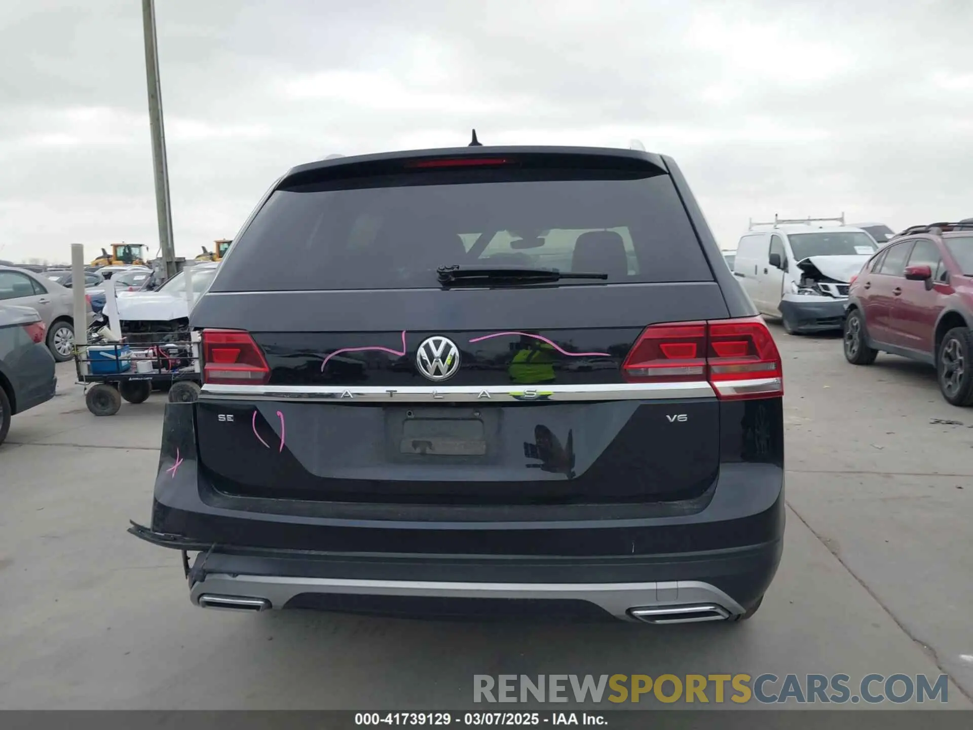 16 Photograph of a damaged car 1V2WR2CA1KC560593 VOLKSWAGEN ATLAS 2019