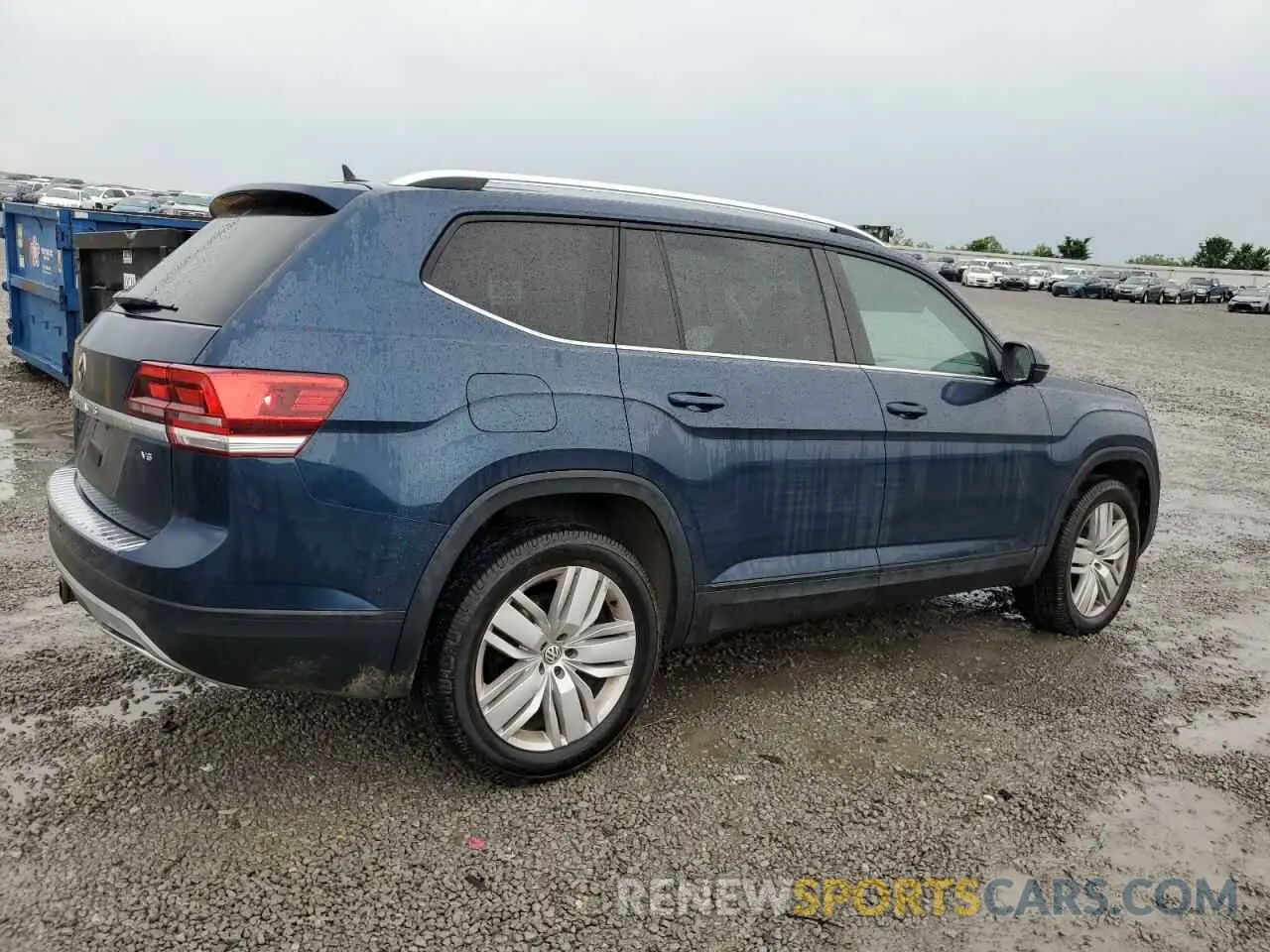 3 Photograph of a damaged car 1V2WR2CA1KC599975 VOLKSWAGEN ATLAS 2019