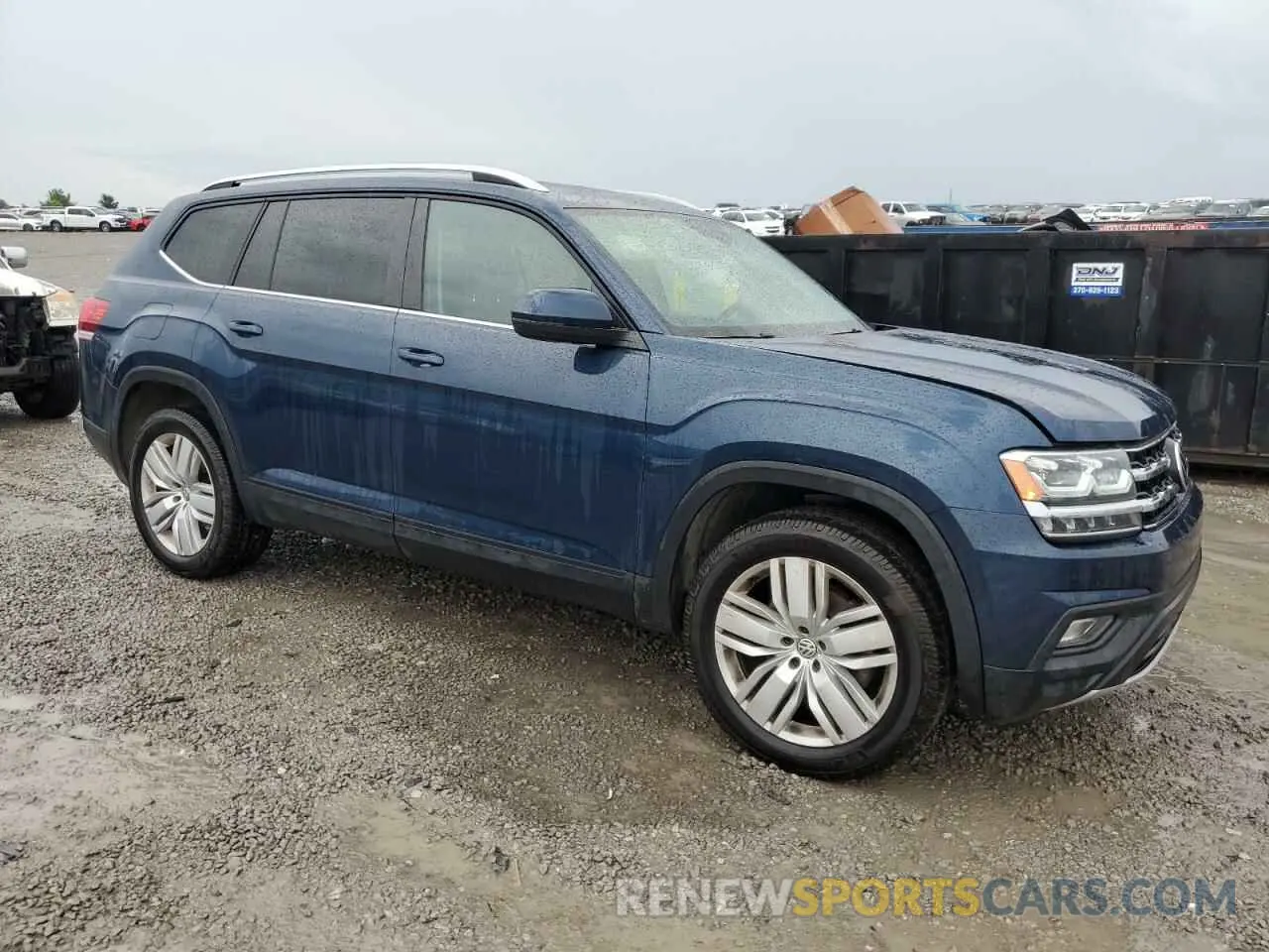 4 Photograph of a damaged car 1V2WR2CA1KC599975 VOLKSWAGEN ATLAS 2019
