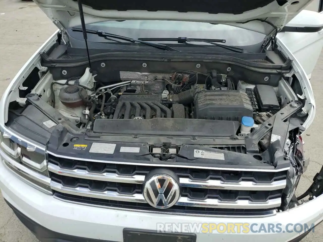 11 Photograph of a damaged car 1V2WR2CA1KC603605 VOLKSWAGEN ATLAS 2019