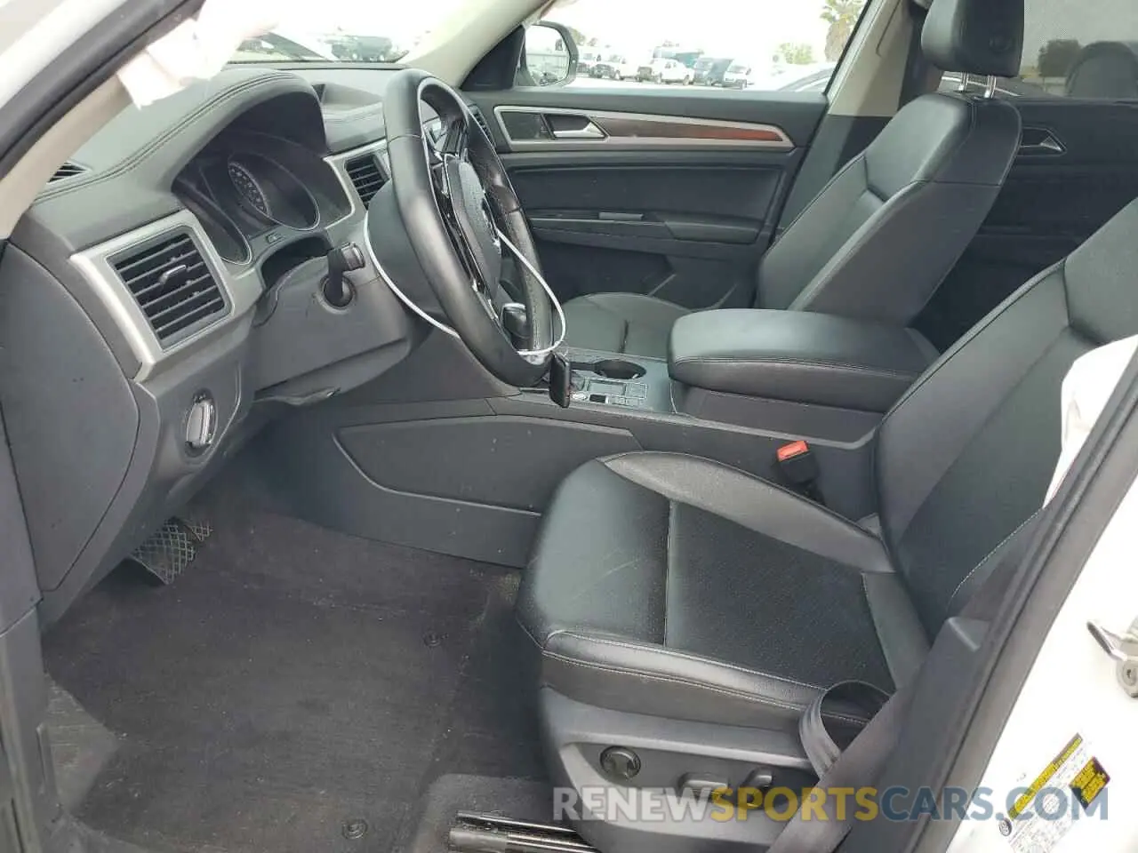 7 Photograph of a damaged car 1V2WR2CA1KC603605 VOLKSWAGEN ATLAS 2019