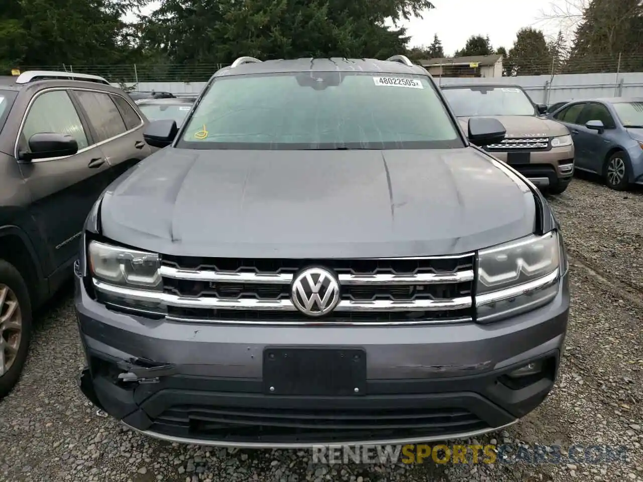 5 Photograph of a damaged car 1V2WR2CA2KC555015 VOLKSWAGEN ATLAS 2019