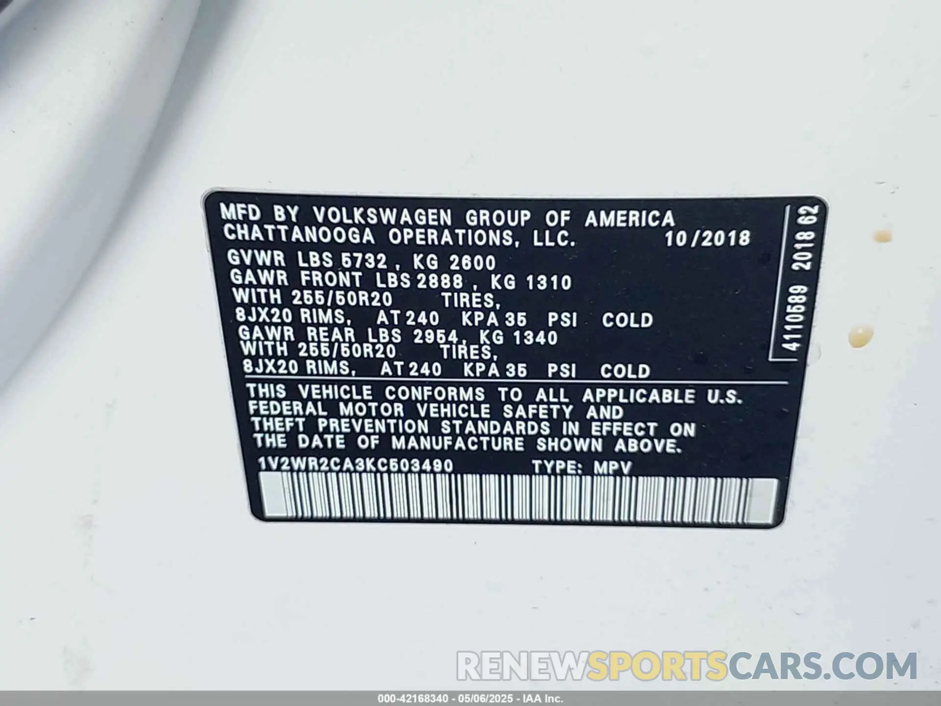 9 Photograph of a damaged car 1V2WR2CA3KC503490 VOLKSWAGEN ATLAS 2019