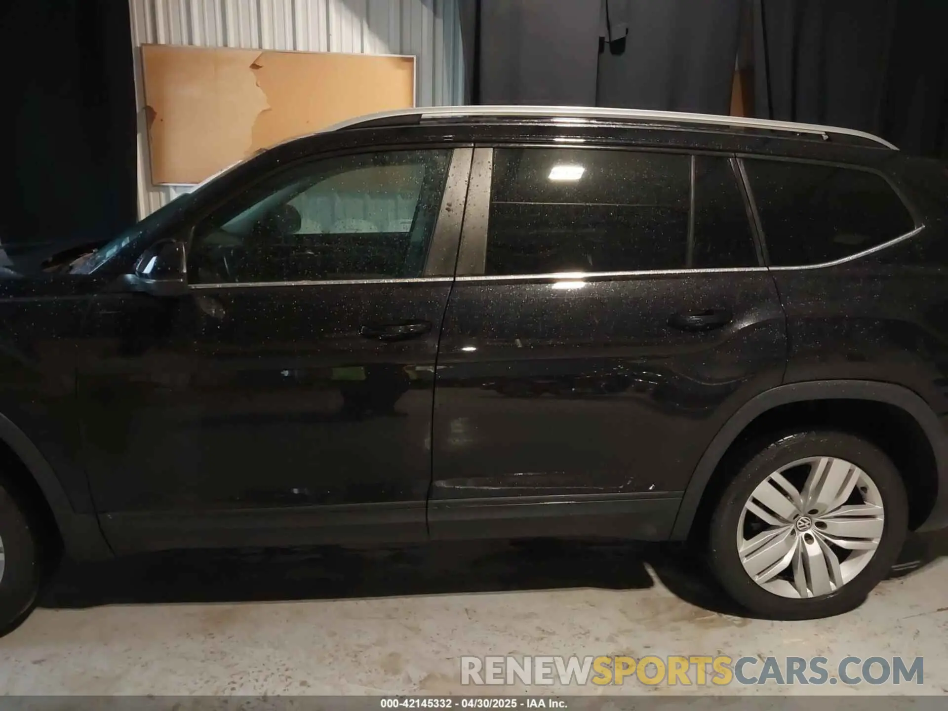 13 Photograph of a damaged car 1V2WR2CA3KC603377 VOLKSWAGEN ATLAS 2019