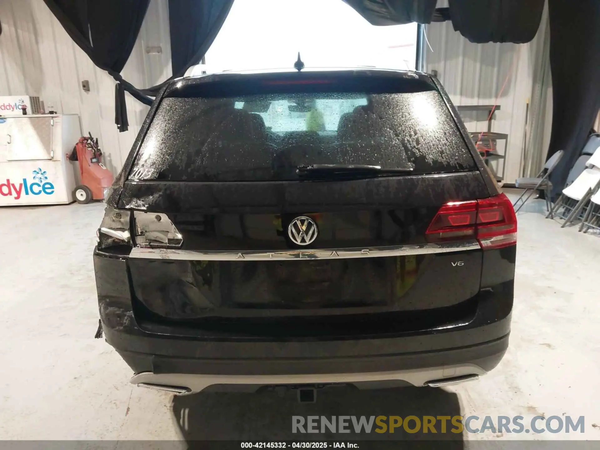 15 Photograph of a damaged car 1V2WR2CA3KC603377 VOLKSWAGEN ATLAS 2019