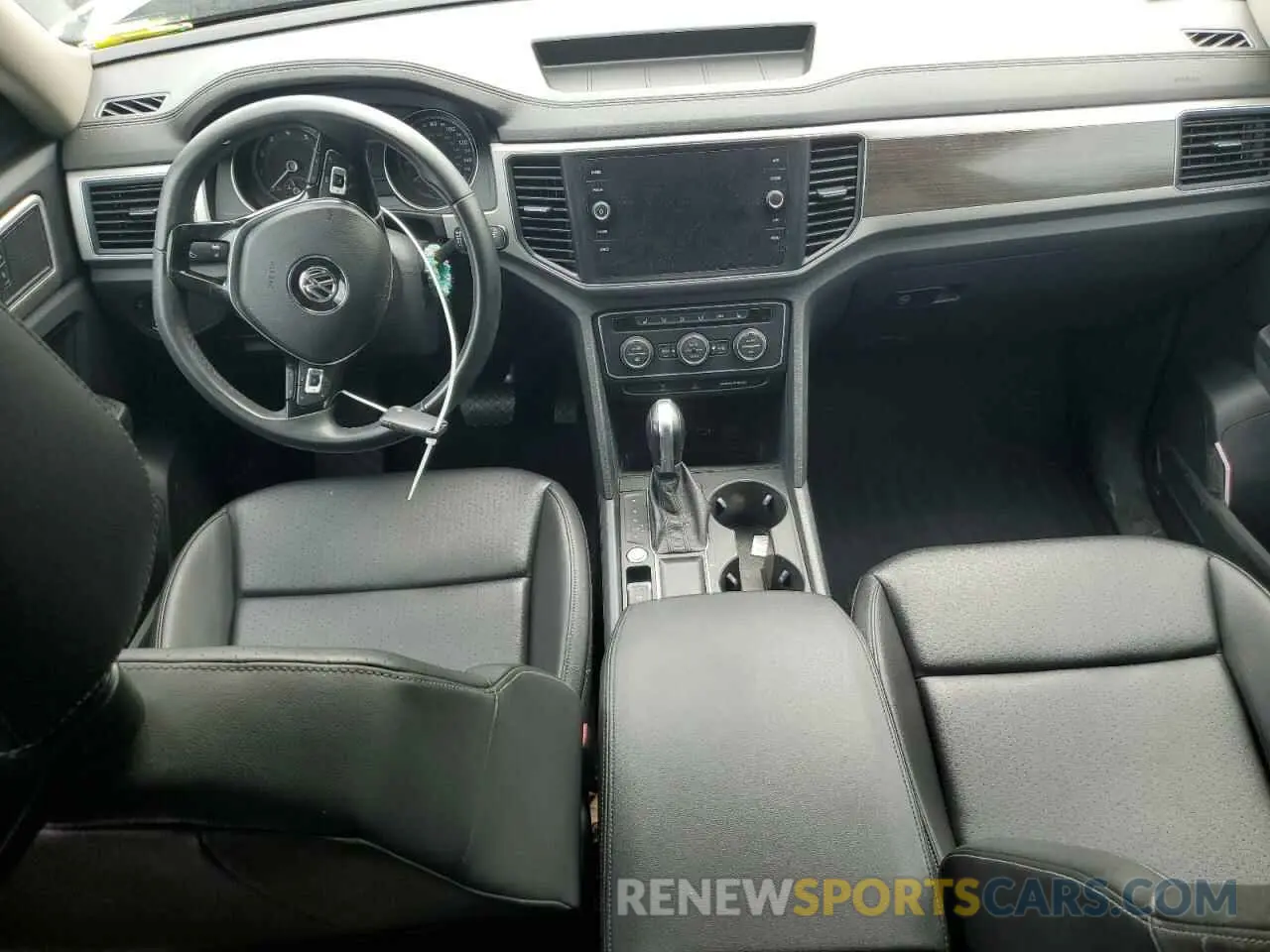 8 Photograph of a damaged car 1V2WR2CA4KC531413 VOLKSWAGEN ATLAS 2019