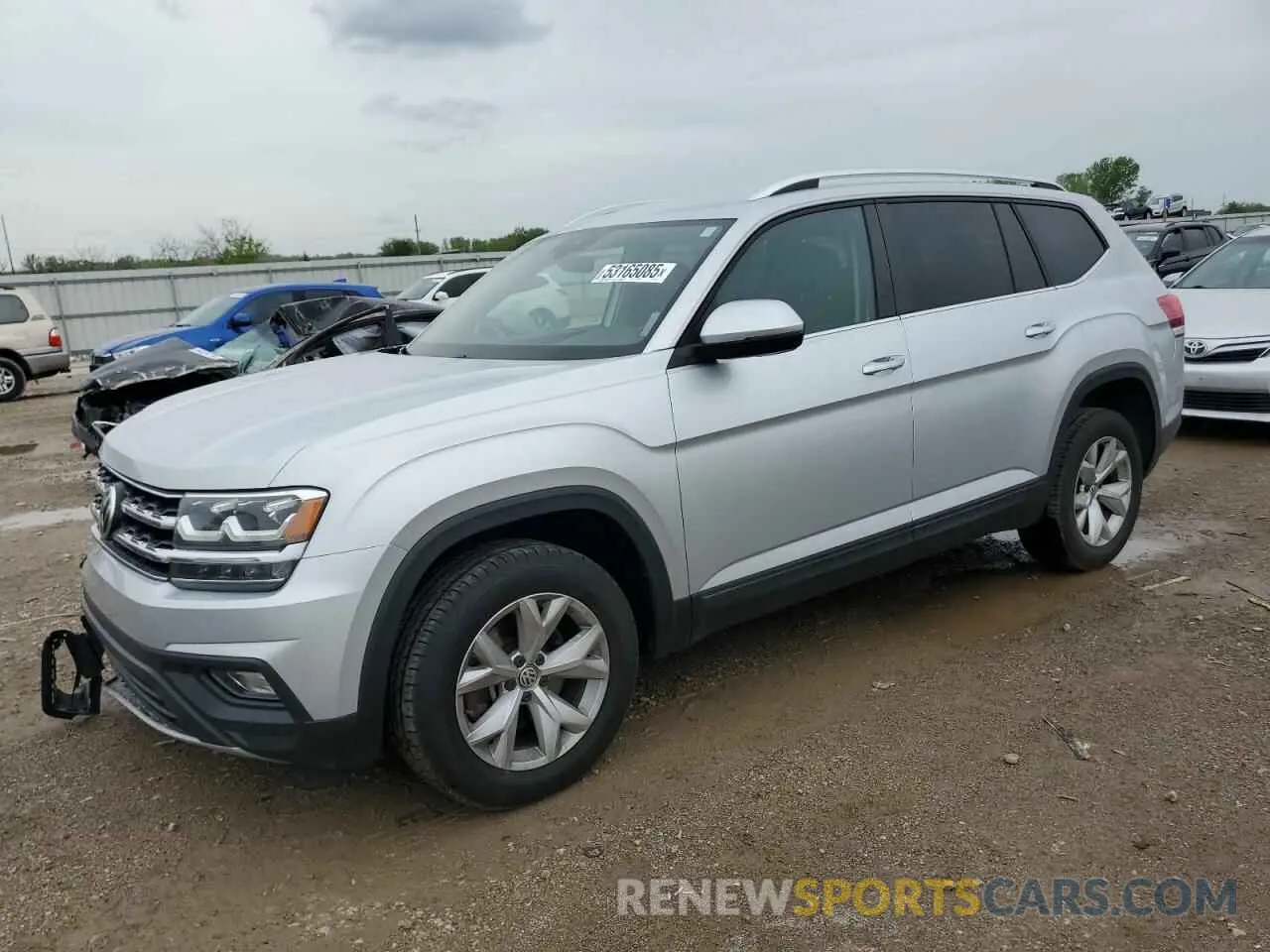 1 Photograph of a damaged car 1V2WR2CA4KC558367 VOLKSWAGEN ATLAS 2019