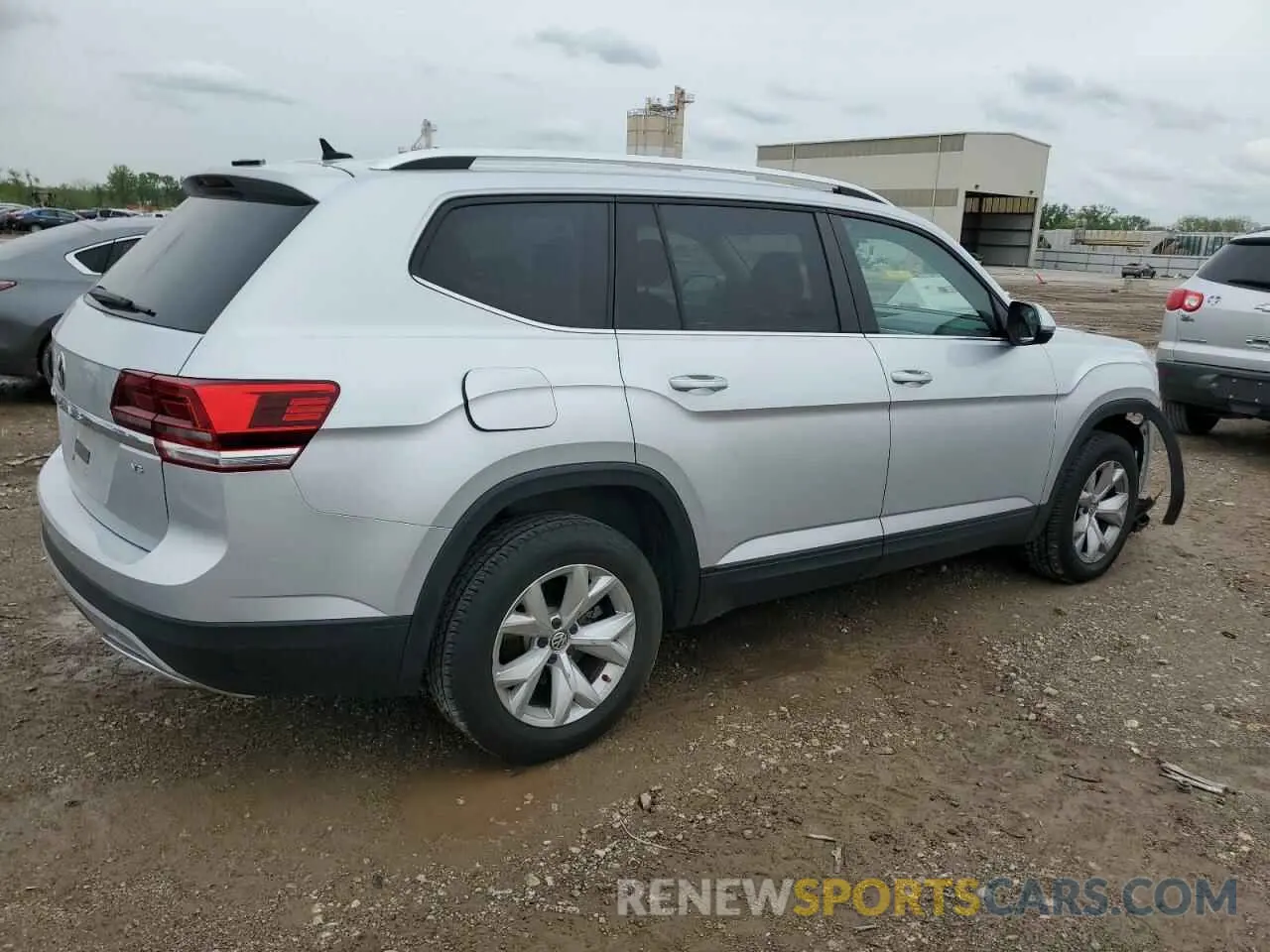 3 Photograph of a damaged car 1V2WR2CA4KC558367 VOLKSWAGEN ATLAS 2019