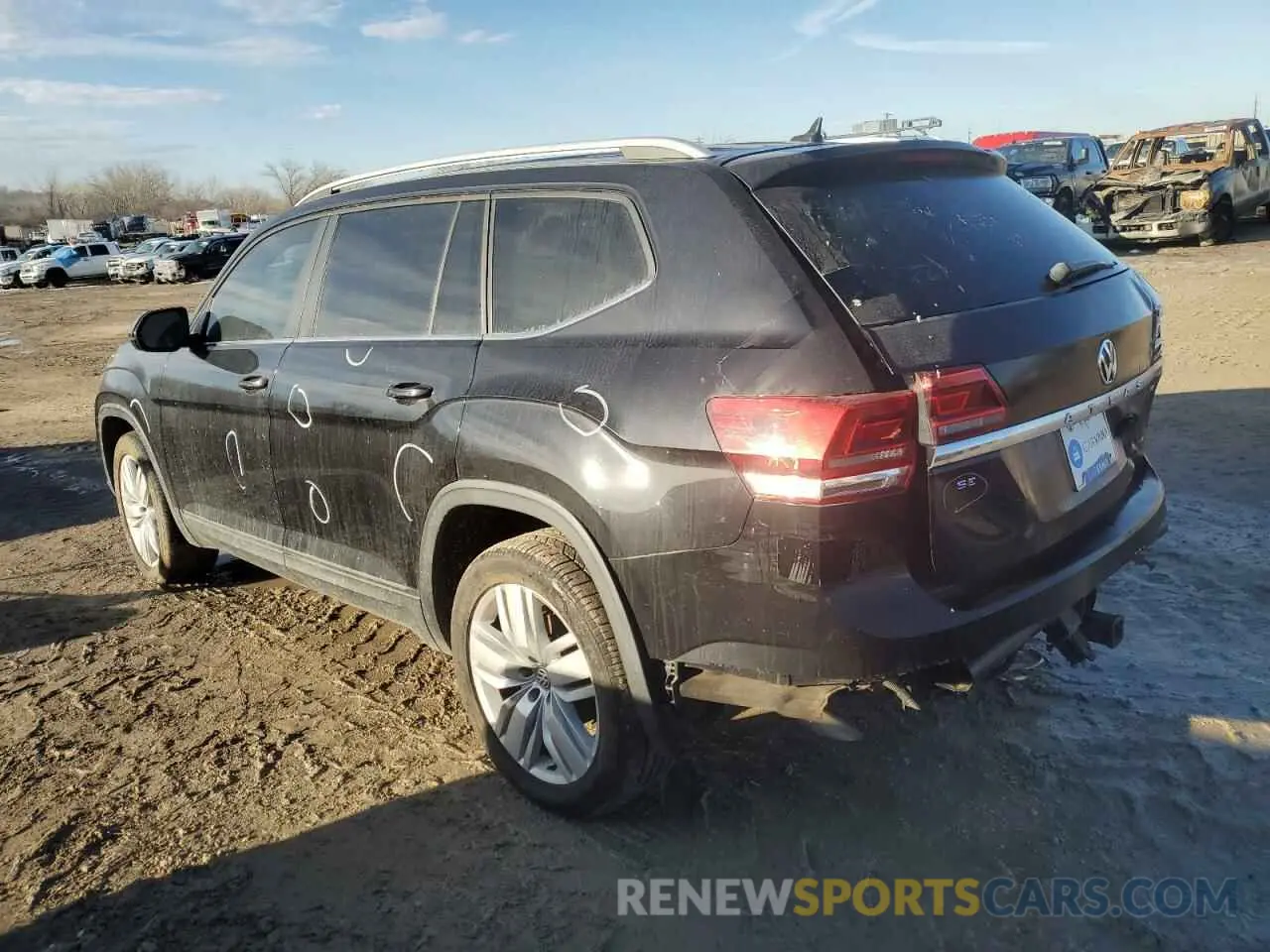 2 Photograph of a damaged car 1V2WR2CA4KC609916 VOLKSWAGEN ATLAS 2019