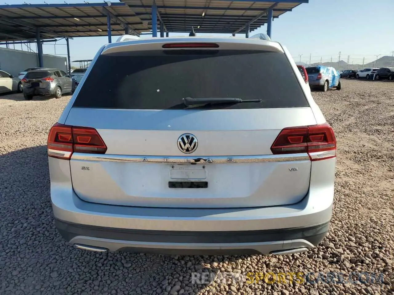 6 Photograph of a damaged car 1V2WR2CA6KC559505 VOLKSWAGEN ATLAS 2019