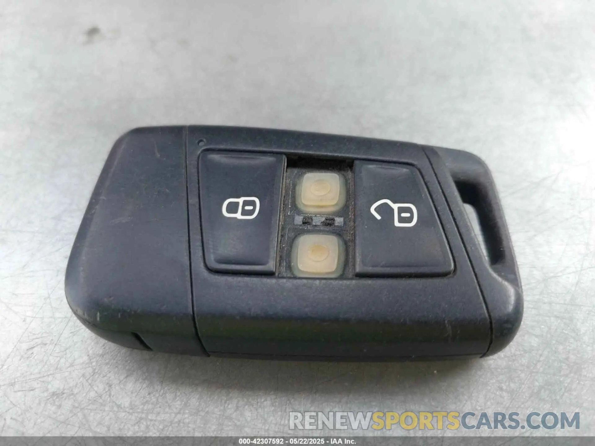 11 Photograph of a damaged car 1V2WR2CAXKC563315 VOLKSWAGEN ATLAS 2019