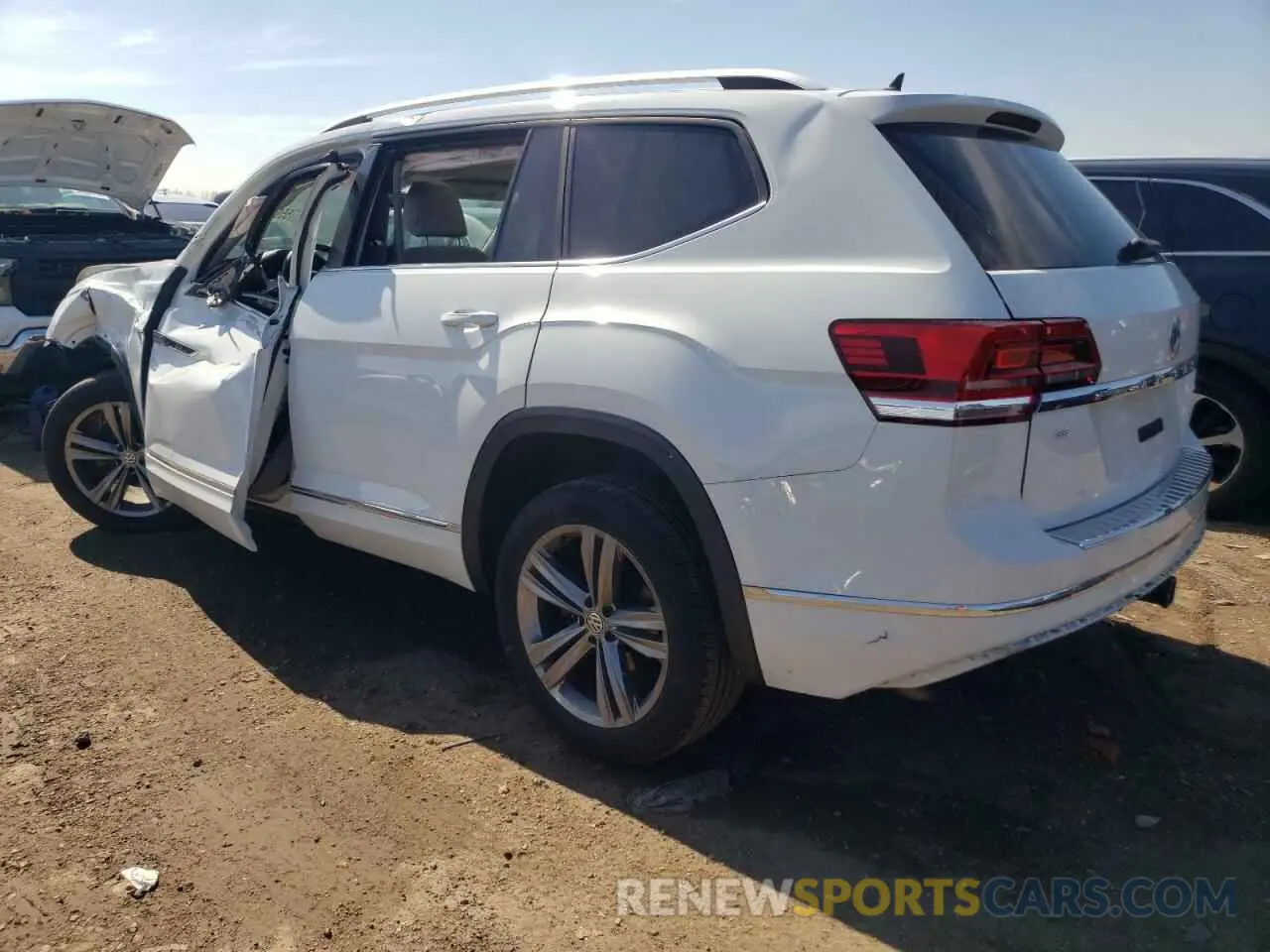 2 Photograph of a damaged car 1V2XR2CA0KC519974 VOLKSWAGEN ATLAS 2019