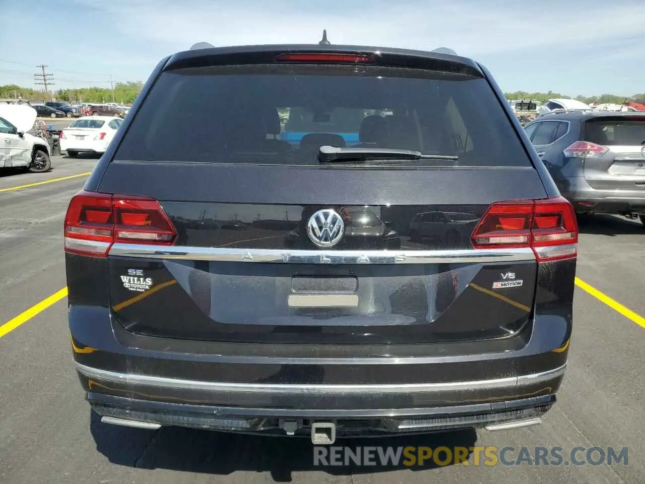 6 Photograph of a damaged car 1V2XR2CA4KC565064 VOLKSWAGEN ATLAS 2019
