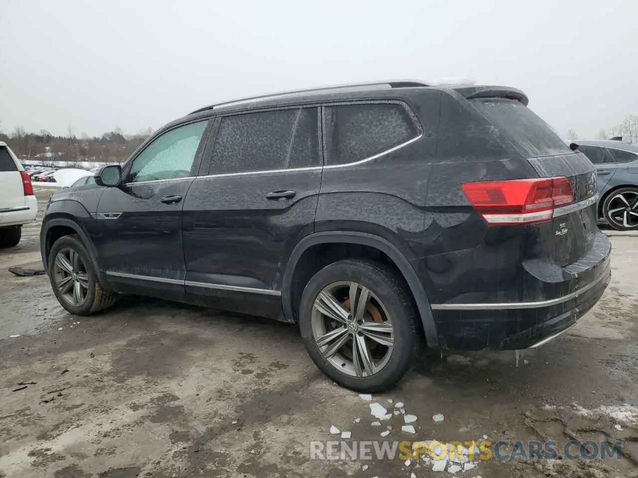 2 Photograph of a damaged car 1V2XR2CA5KC523809 VOLKSWAGEN ATLAS 2019