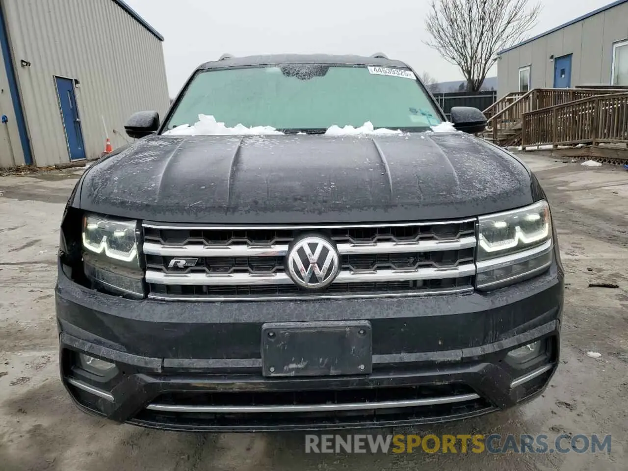 5 Photograph of a damaged car 1V2XR2CA5KC523809 VOLKSWAGEN ATLAS 2019