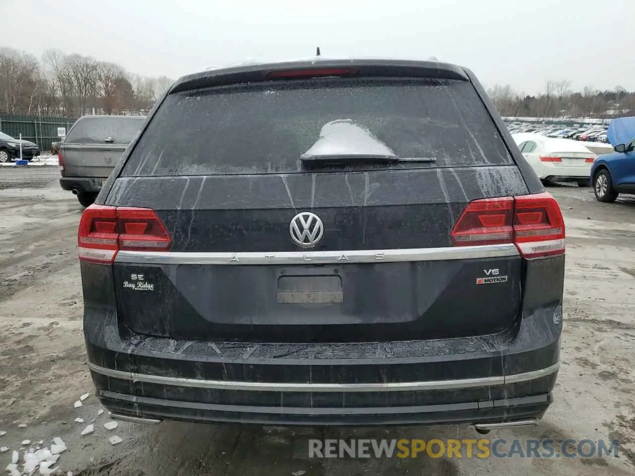 6 Photograph of a damaged car 1V2XR2CA5KC523809 VOLKSWAGEN ATLAS 2019