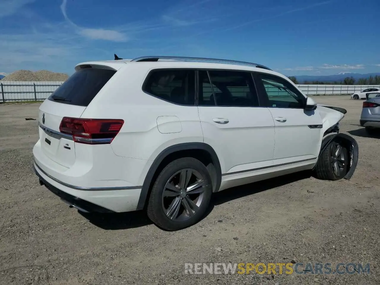 3 Photograph of a damaged car 1V2XR2CA6KC608609 VOLKSWAGEN ATLAS 2019