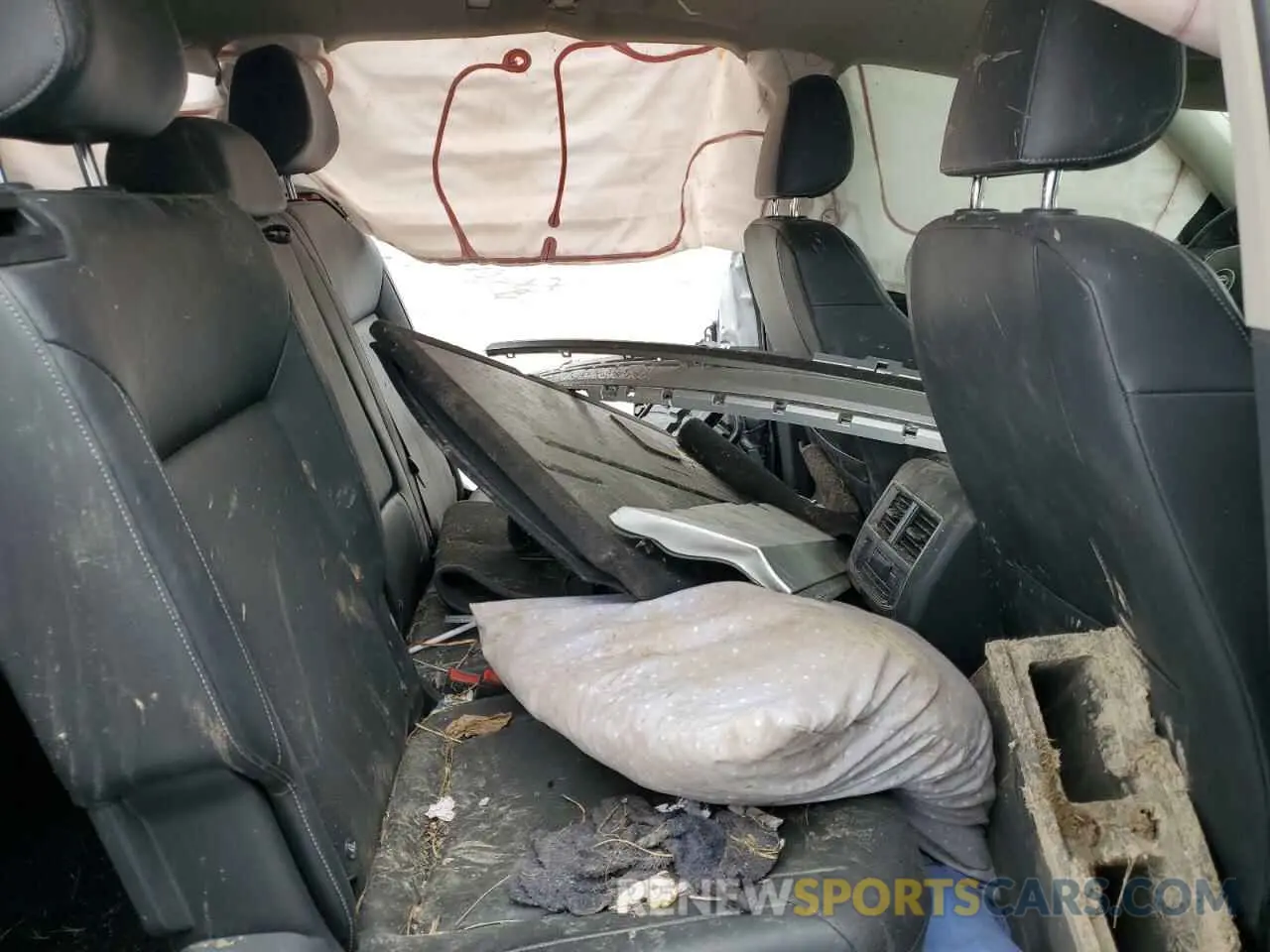 11 Photograph of a damaged car 1V2YR2CA0KC599989 VOLKSWAGEN ATLAS 2019