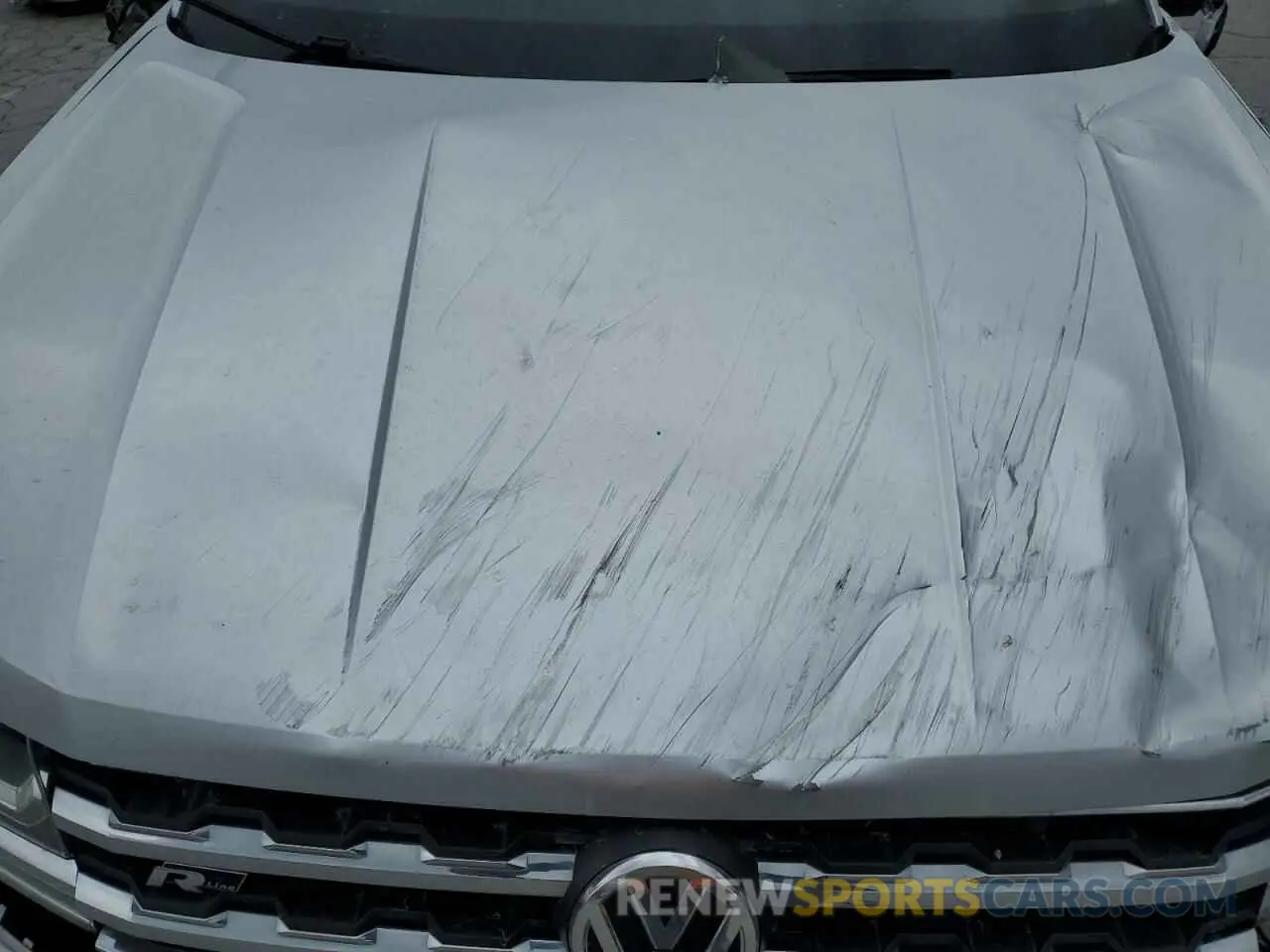 13 Photograph of a damaged car 1V2YR2CA0KC599989 VOLKSWAGEN ATLAS 2019