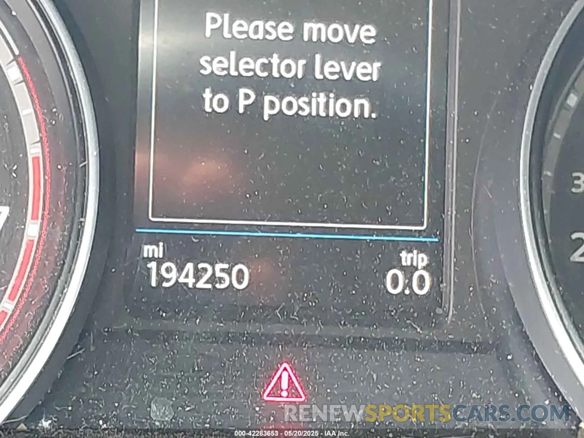 15 Photograph of a damaged car 1V2YR2CA2KC599024 VOLKSWAGEN ATLAS 2019
