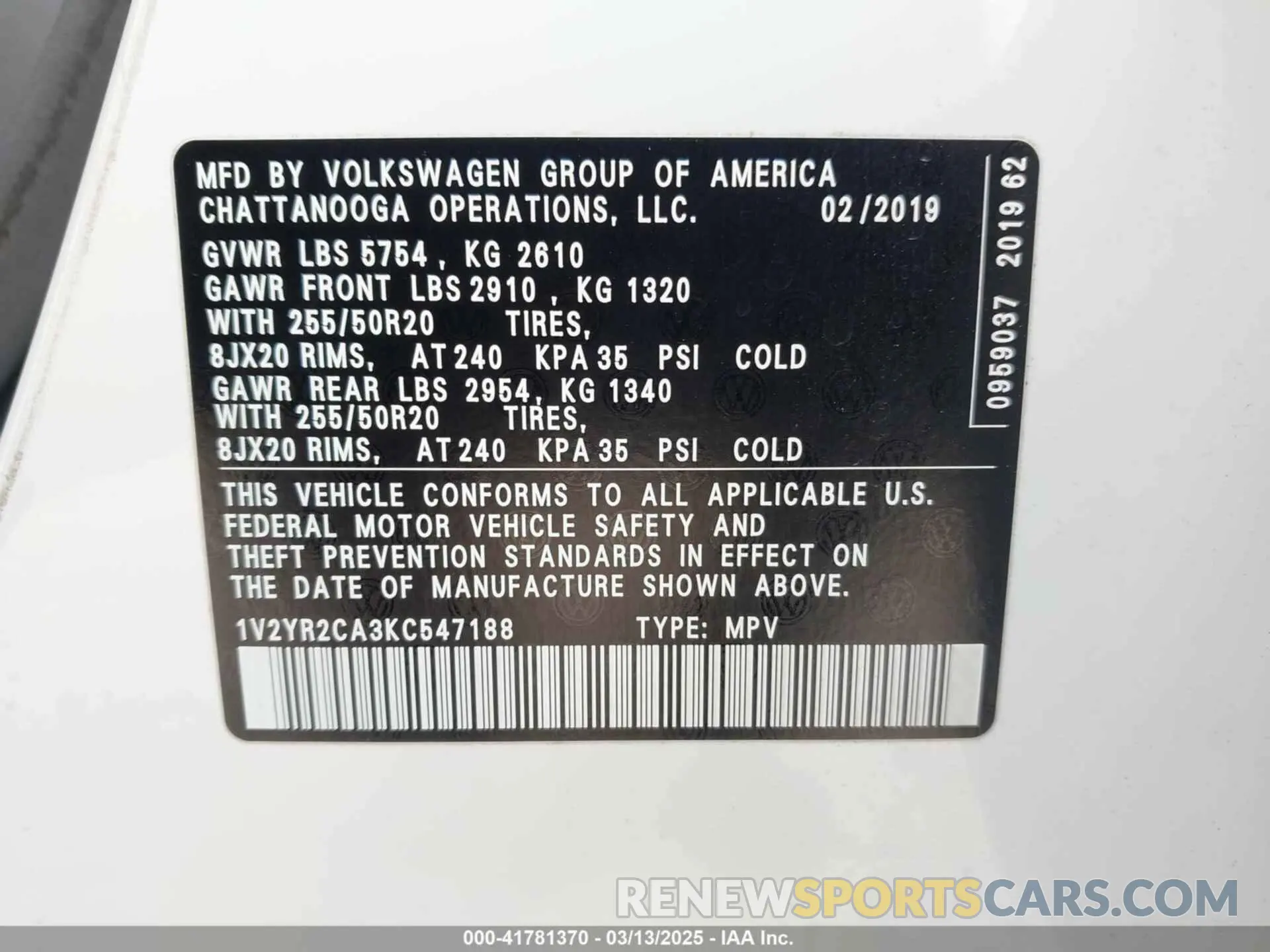 9 Photograph of a damaged car 1V2YR2CA3KC547188 VOLKSWAGEN ATLAS 2019
