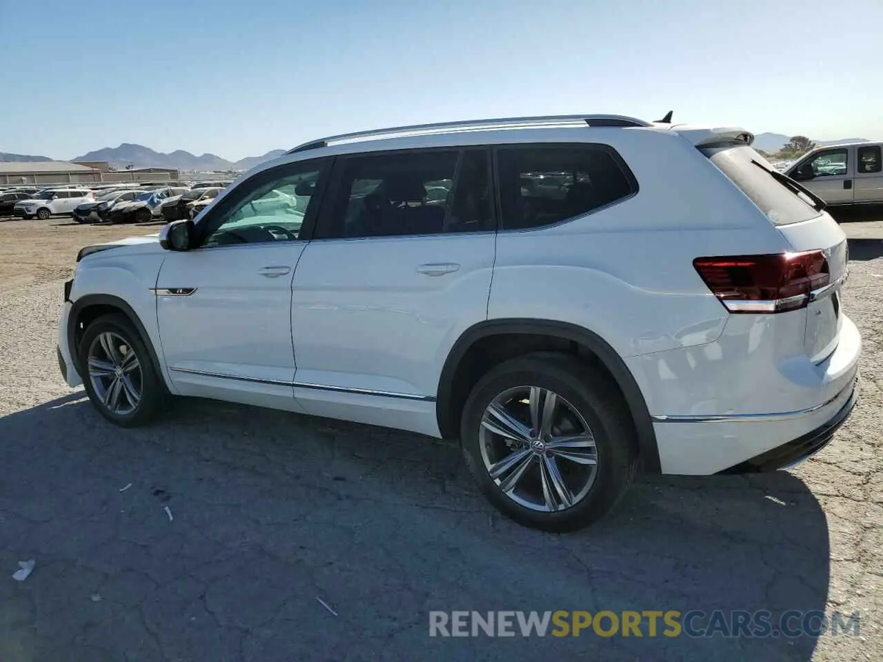 2 Photograph of a damaged car 1V2YR2CA8KC512761 VOLKSWAGEN ATLAS 2019