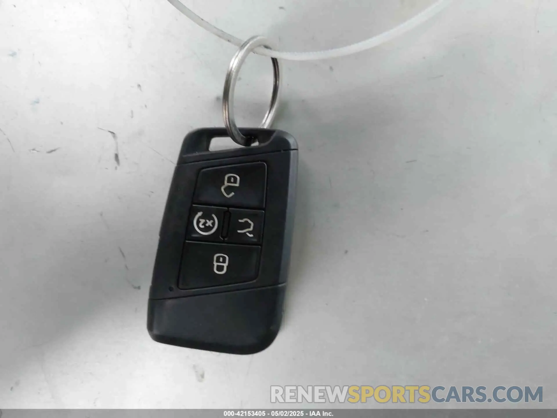 11 Photograph of a damaged car 1V2YR2CA9KC511490 VOLKSWAGEN ATLAS 2019