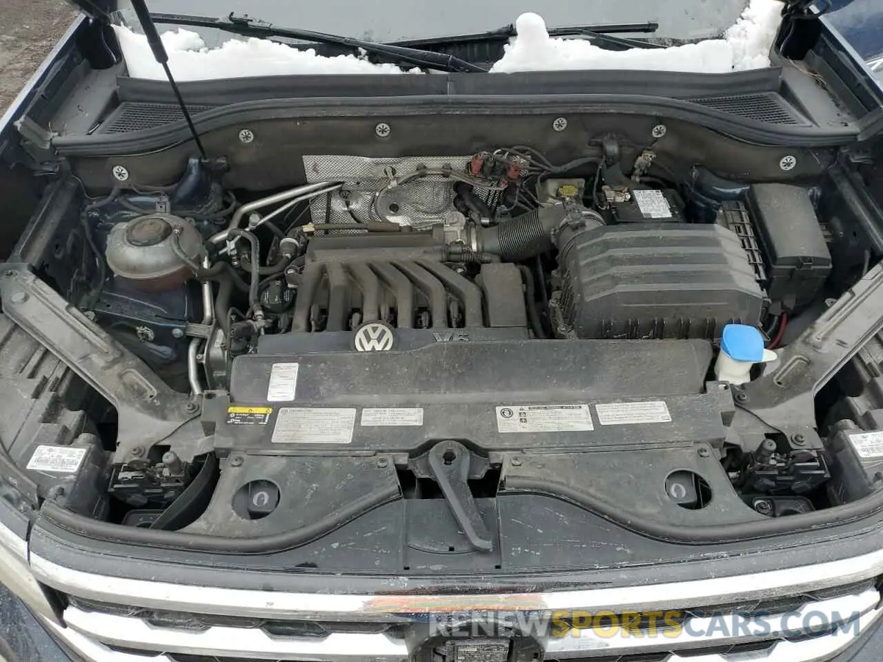 12 Photograph of a damaged car 1V21E2CA0LC211044 VOLKSWAGEN ATLAS 2020