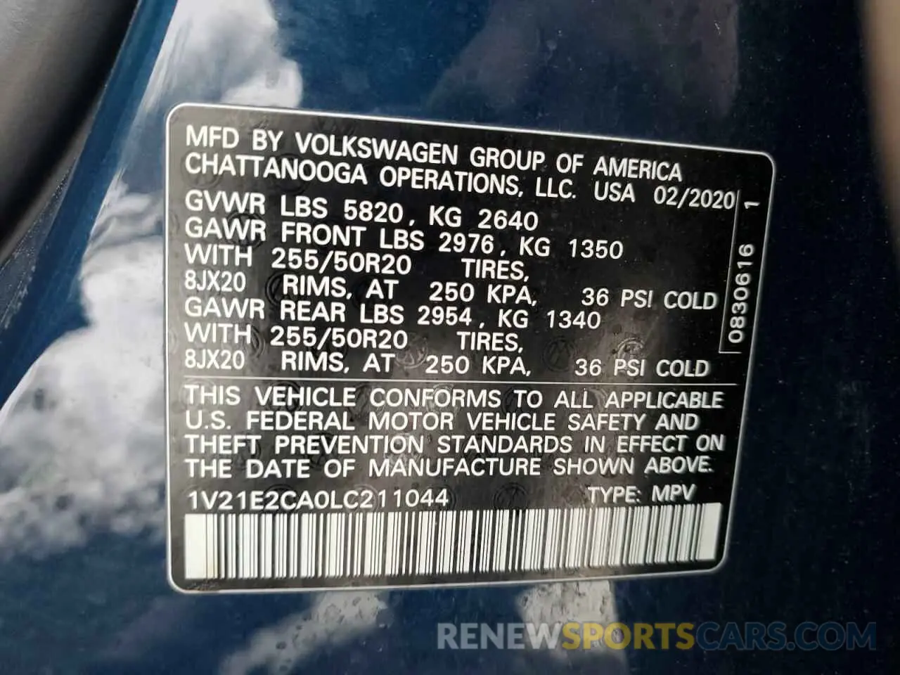 14 Photograph of a damaged car 1V21E2CA0LC211044 VOLKSWAGEN ATLAS 2020