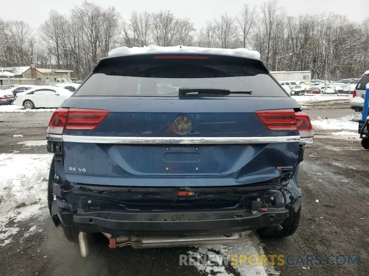 6 Photograph of a damaged car 1V21E2CA0LC211044 VOLKSWAGEN ATLAS 2020