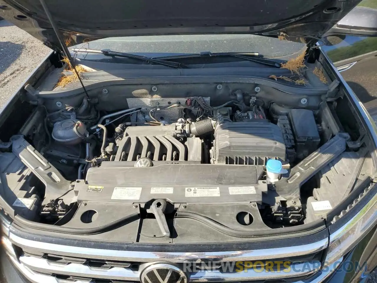 12 Photograph of a damaged car 1V21E2CA0LC227597 VOLKSWAGEN ATLAS 2020