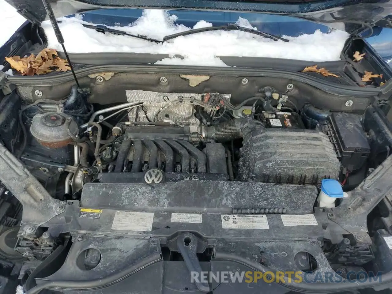 13 Photograph of a damaged car 1V21E2CA6LC210559 VOLKSWAGEN ATLAS 2020