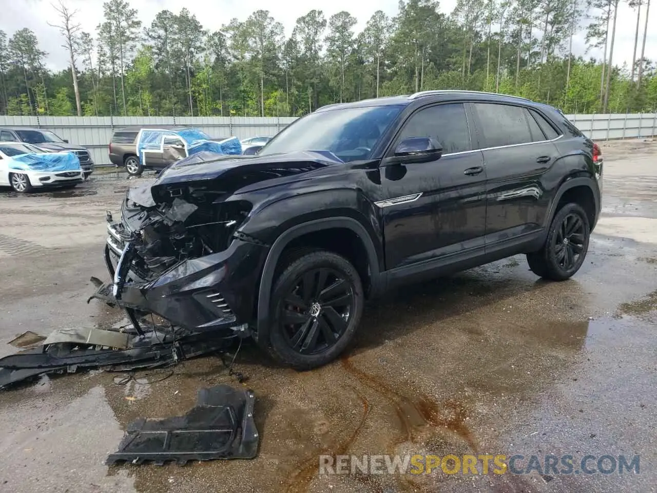 1 Photograph of a damaged car 1V21E2CA7LC228004 VOLKSWAGEN ATLAS 2020