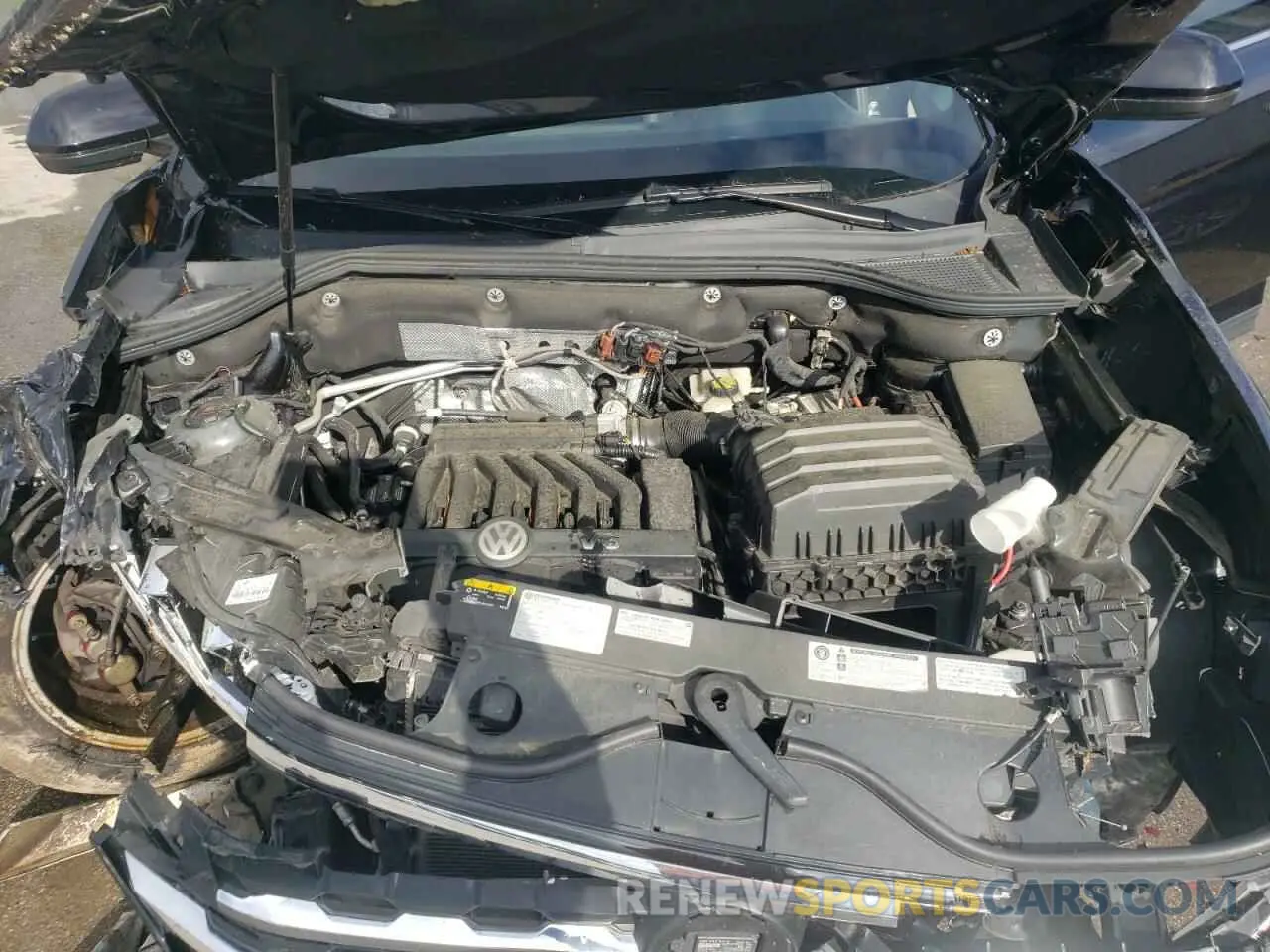 12 Photograph of a damaged car 1V21E2CA7LC228004 VOLKSWAGEN ATLAS 2020
