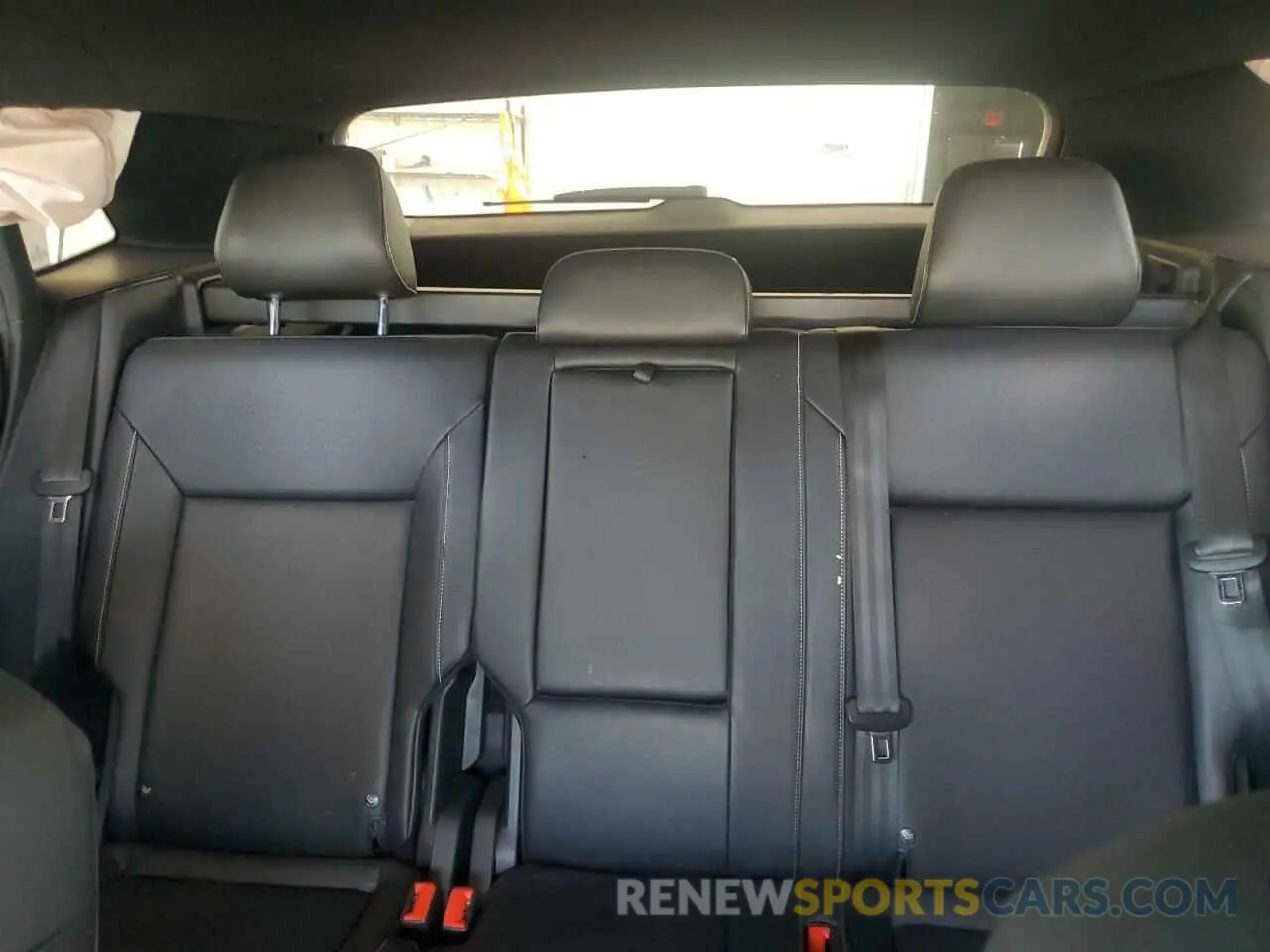 10 Photograph of a damaged car 1V21E2CA8LC231669 VOLKSWAGEN ATLAS 2020