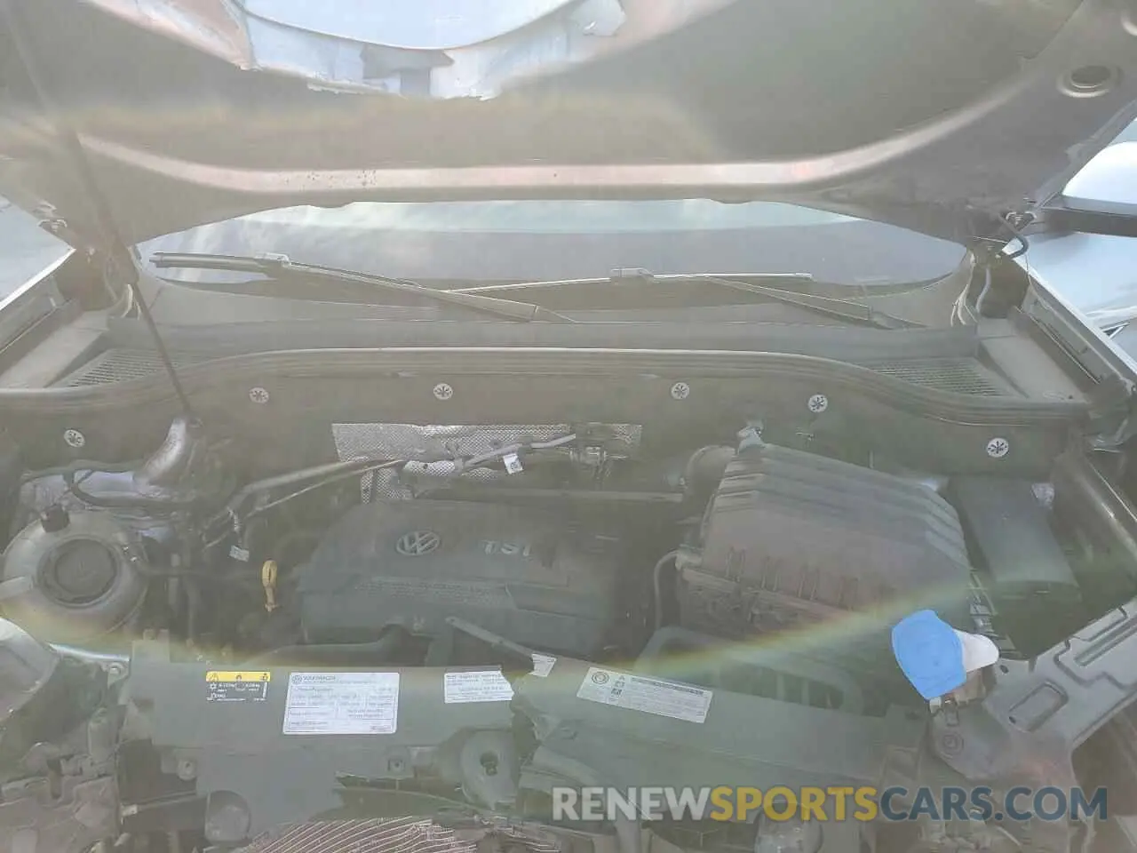 12 Photograph of a damaged car 1V23C2CA6LC226467 VOLKSWAGEN ATLAS 2020