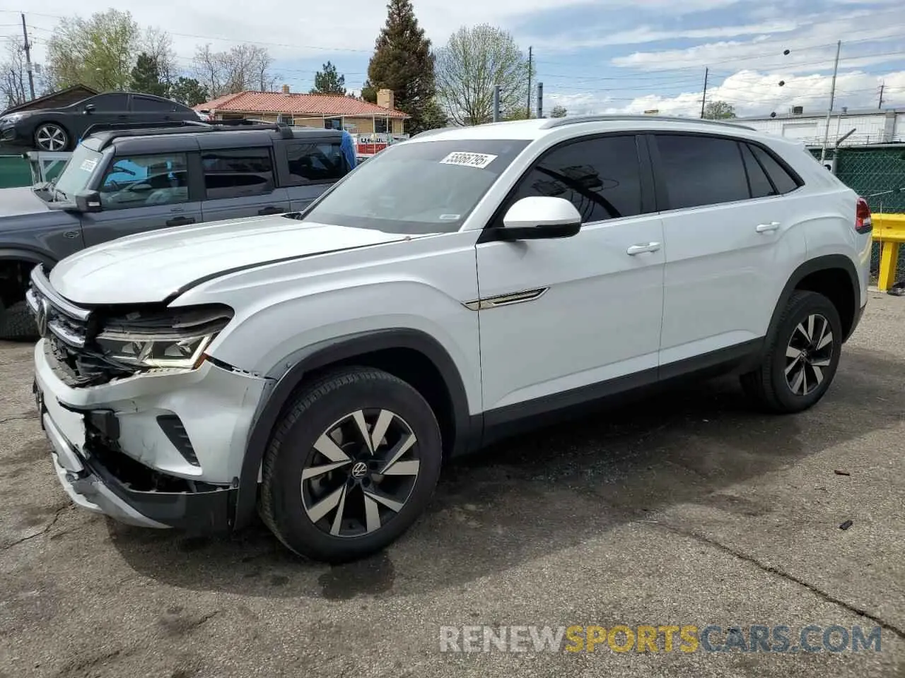 1 Photograph of a damaged car 1V24C2CA4LC203418 VOLKSWAGEN ATLAS 2020