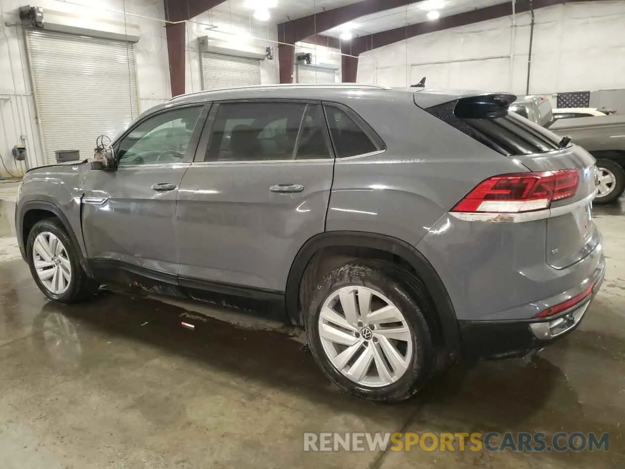 2 Photograph of a damaged car 1V26C2CA6LC203056 VOLKSWAGEN ATLAS 2020