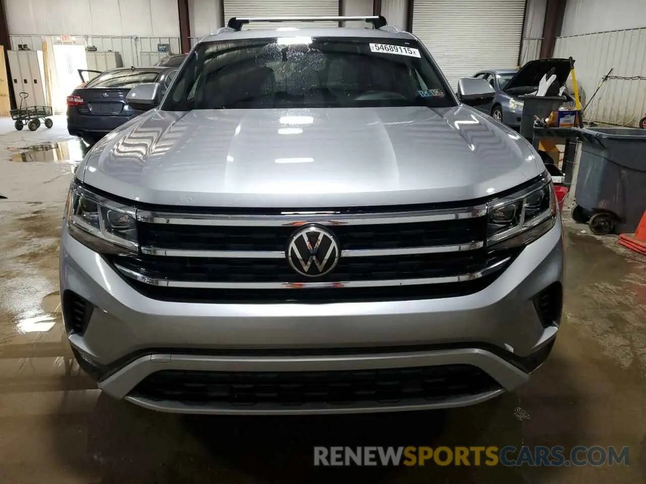 5 Photograph of a damaged car 1V26C2CA6LC204465 VOLKSWAGEN ATLAS 2020